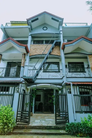 Image of Hymn's Tourist Inn