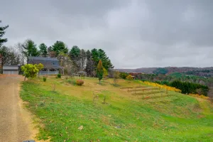Image of Pet-friendly Pilot Studio w/ Vineyard Views!