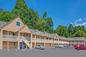 Image of Days Inn by Wyndham Canton