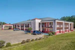 Image of Econo Lodge Inn & Suites