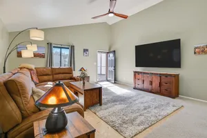 Image of 3 Mi to The Polar Express: Williams Home w/ Grill!