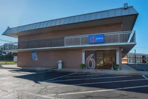 Image of Studio 6 Suites Perry, GA