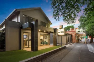 Image of National Hotel Complex Bendigo