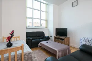 Image of Apartment 33