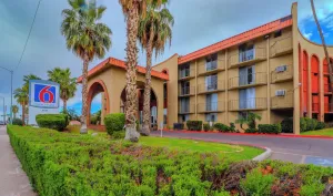 Image of Motel 6 Phoenix, AZ – Sky Harbor