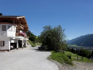 Image of Spacious Villa With Sauna