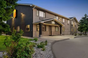Image of Super 8 by Wyndham Ankeny/Des Moines Area