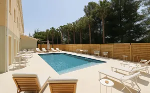 Image of Logis Hôtel de Port d'Alon - St Cyr sur Mer