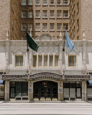 Image of Club Quarters Hotel Downtown, Houston