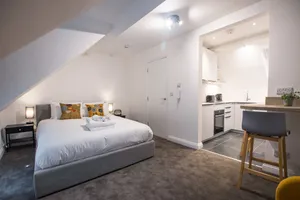 Image of Bright & Beautiful Studio Flat in Bristol!
