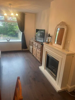 Image of Comfortable 3 Bedroom House-ng5,sleeps 5