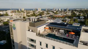 Image of Holiday Inn Express & Suites Sunshine Coast by IHG