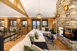 Image of Chalet Le Reve Cinema room Jacuzzi
