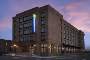 Image of Holiday Inn Express Pensacola Downtown by IHG