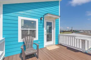 Image of 1 Mi to Ocean Colorful Freeport Beach Rental!