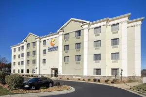 Image of Comfort Inn & Suites North Little Rock McCain Mall