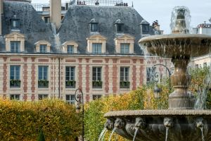 Image of Cour des Vosges - Evok Collection