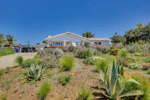 Image of Beautiful South Oceanside Bungalow 1 Mi to Beach!