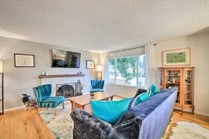 Image of Spacious Kent Getaway w/ Yard, Deck + Grill!