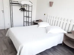 Image of Au Nouvel Hôtel