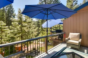 Image of Updated Lake Almanor Retreat with Patio and Grill!