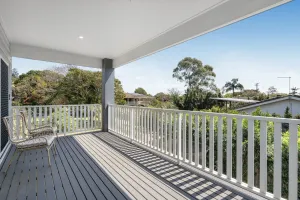 Image of Family-friendly House With Courtyard Retreat