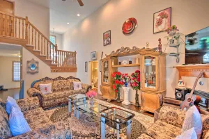 Image of Pet-friendly Des Moines Home w/ Fenced Yard!