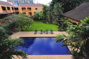 Image of Holiday Garden Hotel