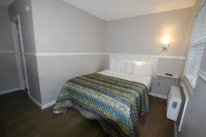 Image of Beach Bum West-O Motel
