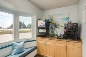 Image of Harbor View Inn