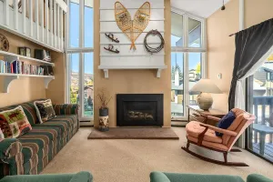 Image of Hillsider 7 2 Bedroom Townhouse