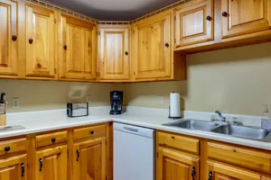 Image of Bartlett Townhome with Balcony 1 Mi to Ski Resort!