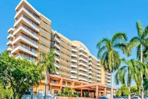 Image of ZEN88 ESPLANADE: Hotel Suite w/ Ocean/Sunset Views