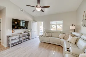 Image of Dog-friendly Home Near Golfing in Bakersfield!