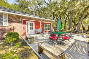 Image of 3 Mi to Dtwn Beaufort: Quiet Family Home w/ Yard