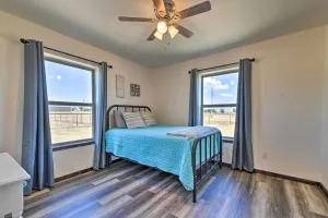 Image of Modern Stephenville Farmhouse 8 Mi to Dtwn!