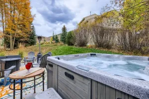 Image of 2 Bedroom PLATINUM Vacation Paradise! Hot Tub,Kick back in Style! 2 Home by RedAwning