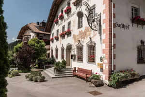 Image of Strasserwirt - Ansitz zu Tirol
