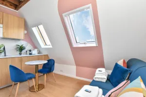 Image of Charming studio - 2P - Champs Elysées