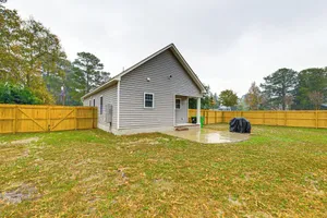 Image of 3 Mi to Dtwn: Home w/ Patio & Grill in New Bern