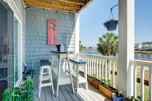 Image of Carolina Beach Lakefront House Walk to Beach!