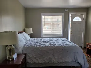 Image of Golden Gate Lodging
