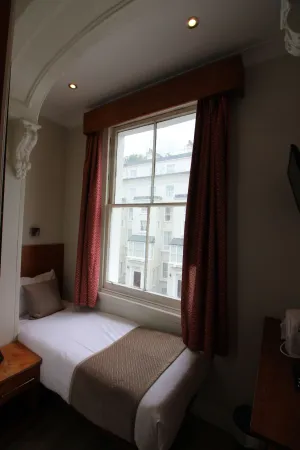 Image of Wedgewood Hotel