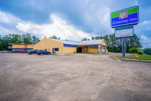 Image of Economy Inn By OYO Livingston TX Hwy 59