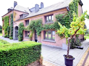 Image of Magnificent Luxury Chateau in Vast Garden with Sauna & Hot Tubs