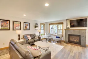 Image of Home 5 Mi to Whitefish Resort: Shared Hot Tub!