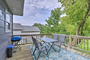 Image of Enchanting Family House with Balcony Less Than 3 Mi to WVU!