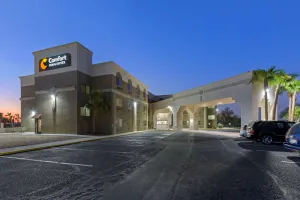 Image of Comfort Inn & Suites Surprise Near Sun City West