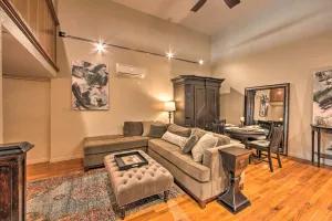 Image of Updated Apartment in Historic Dtwn Marshall!