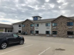 Image of Cobblestone Inn & Suites - Denison | Oak Ridge
